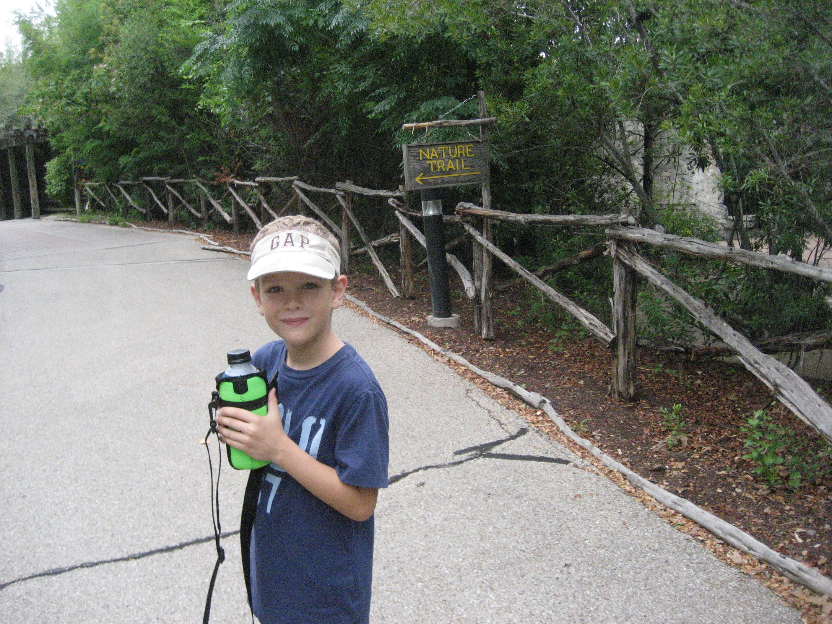BottleSox/HaydenAtZoo2013.jpg